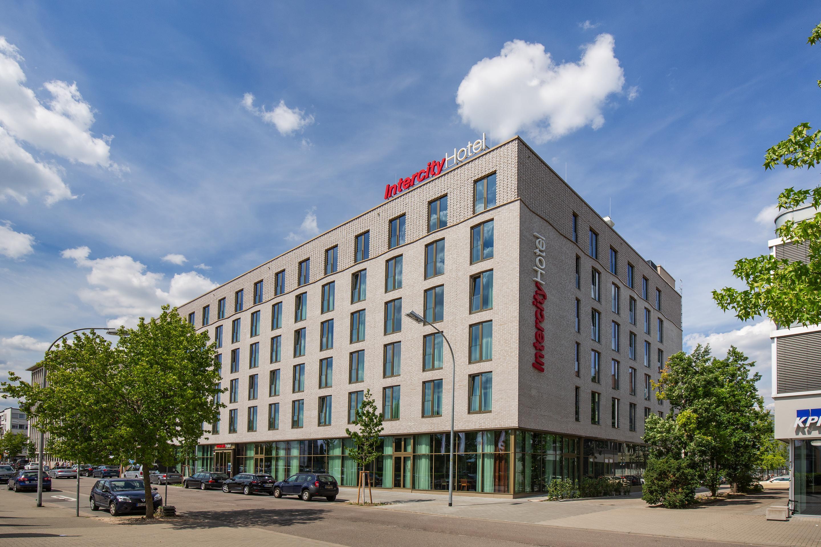 Intercityhotel Saarbrücken Exterior foto